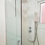 Appartement House, Paradise Homes