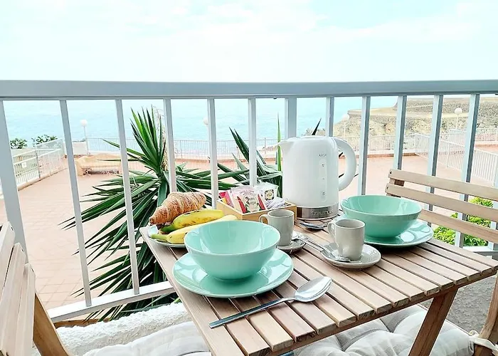 House, Paradise Homes Appartement