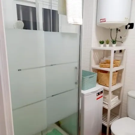 Apartment House, Paradise Homes