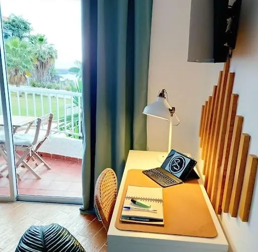 Apartament House, Paradise Homes